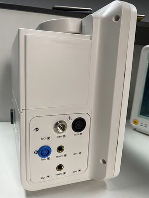 12.1 इंच रंगीन टीएफटी डिस्प्ले और ट्रॉली/वॉल ब्रैकेट माउंट करने योग्य विकल्प के साथ हल्के 3.9 किलोग्राम मल्टी पैरामीटर रोगी मॉनिटर