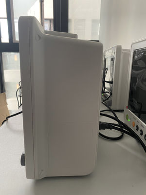 12.1 इंच 5 पैरामीटर पोर्टेबल पेशेंट मॉनिटर, चिकित्सा उपयोग के लिए 16 भाषाएँ