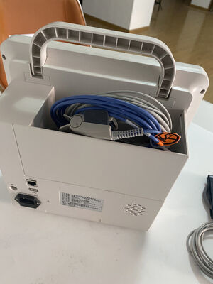 12.1" रंगीन टीएफटी मल्टी पैरामीटर मरीज मॉनिटर मल्टी वर्किंग मोड और आईसीयू के लिए स्वास्थ्य निगरानी के साथ