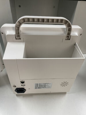 अस्पताल उपयोग के लिए वैकल्पिक प्रिंटर और स्टैंड के साथ मल्टी पैरामीटर मेडिकल बेडसाइड पेशेंट मॉनिटर