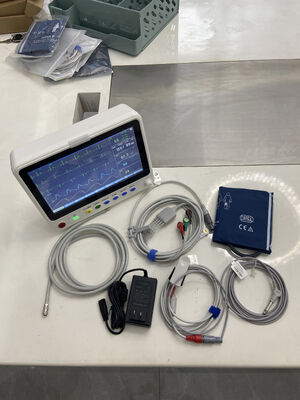 पोर्टेबल 10-इंच एम्बुलेंस वार्ड मेडिकल ईसीजी मॉनिटर मल्टी-पैरामीटर क्रिटिकल केयर पोर्टेबल कार्डियक मॉनिटर